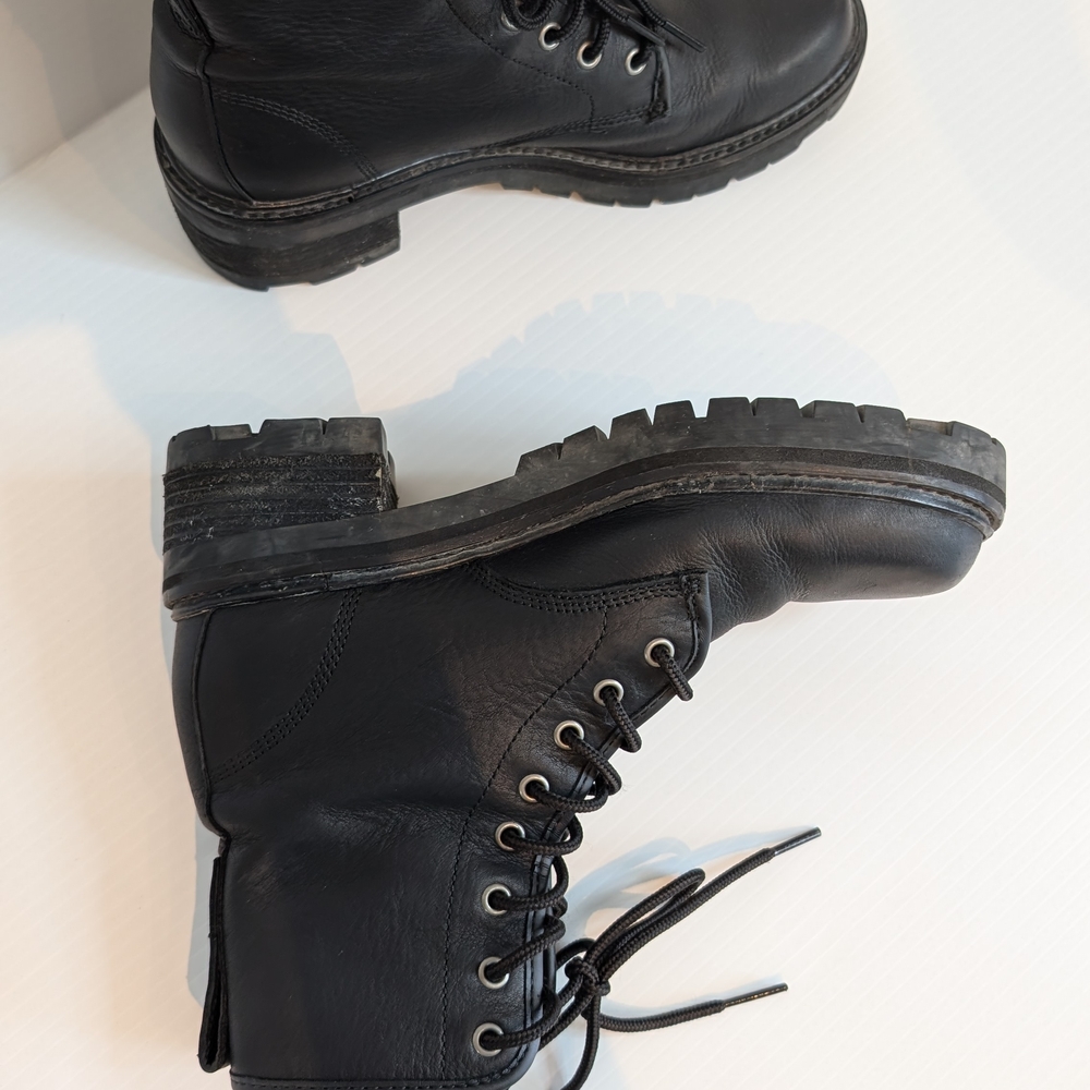 Roots Black Leather Lace-Up Boots